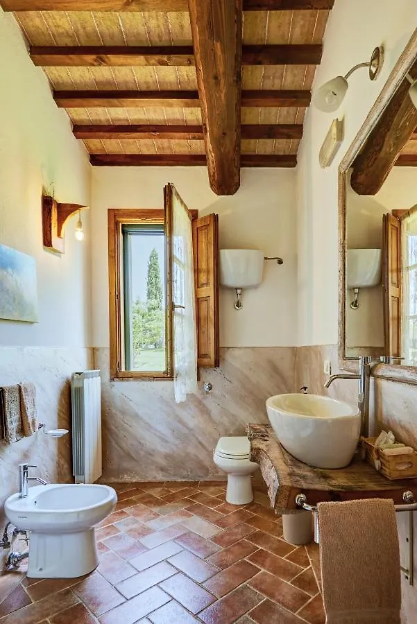 Farm stay Agriturismo Lunadoro Villa Monticchiello Italy